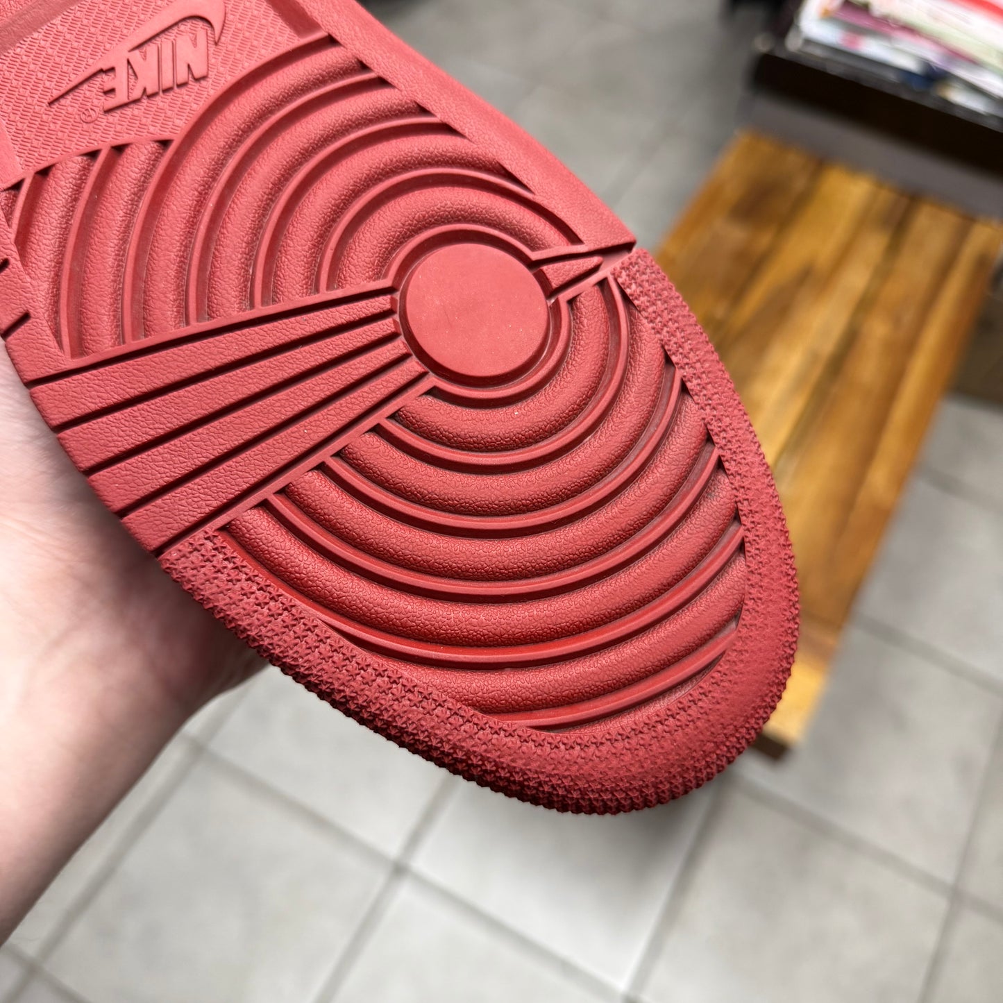 Jordan 1 High Bloodline (Worn)