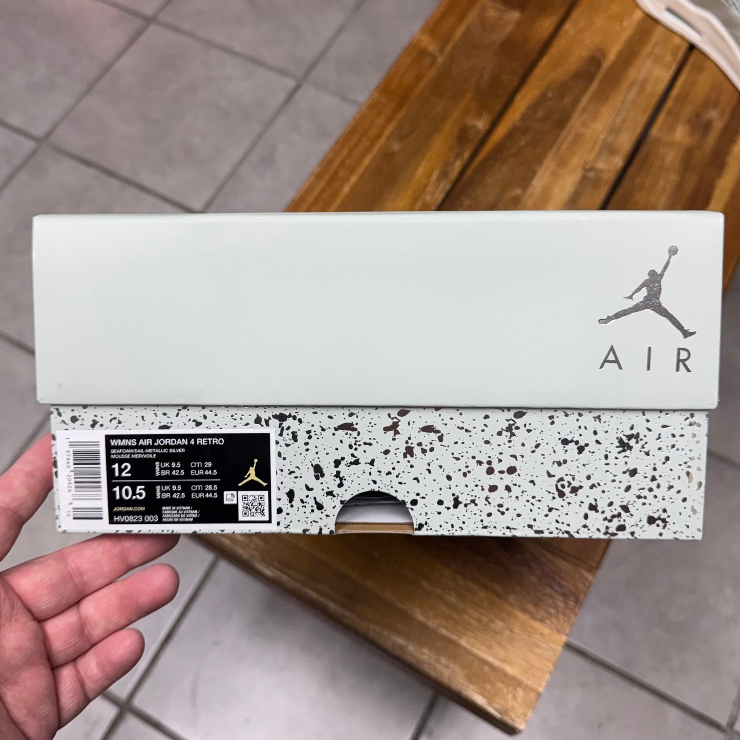 Jordan 4 Seafoam Sail