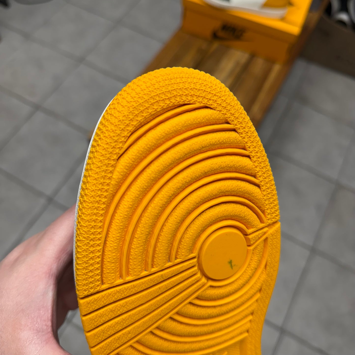 Jordan 1 High OG Yellow Toe (Worn)