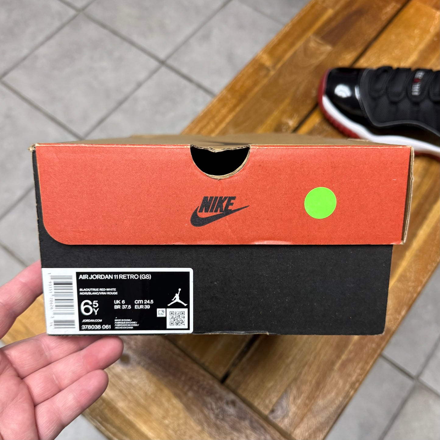 Jordan 11 Retro Bred 2019 (Worn)