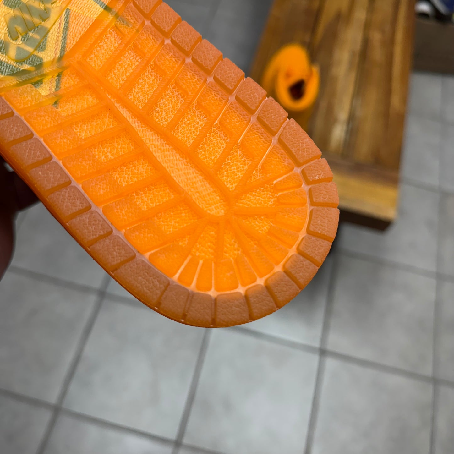 Jordan 1 High OG G8RD Orange Peel (Worn)