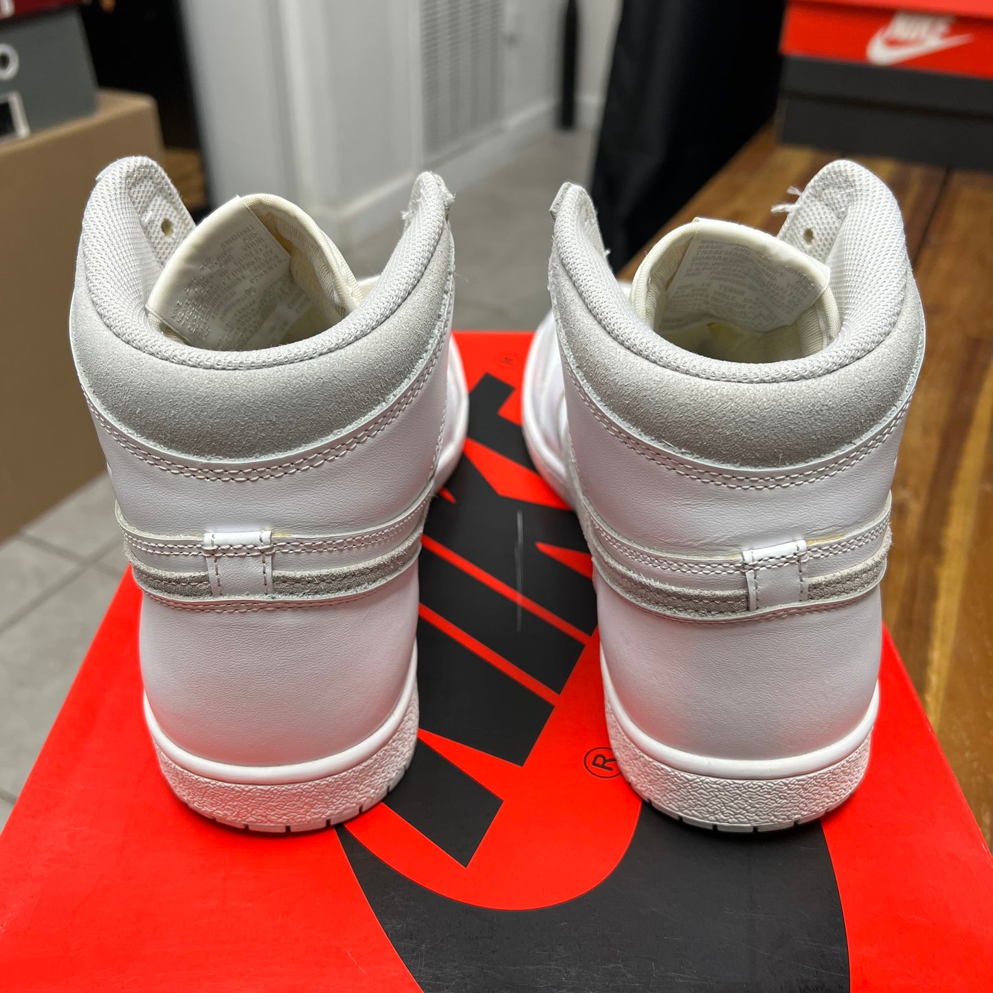 Jordan 1 High ‘85 Neutral Gray (Worn)