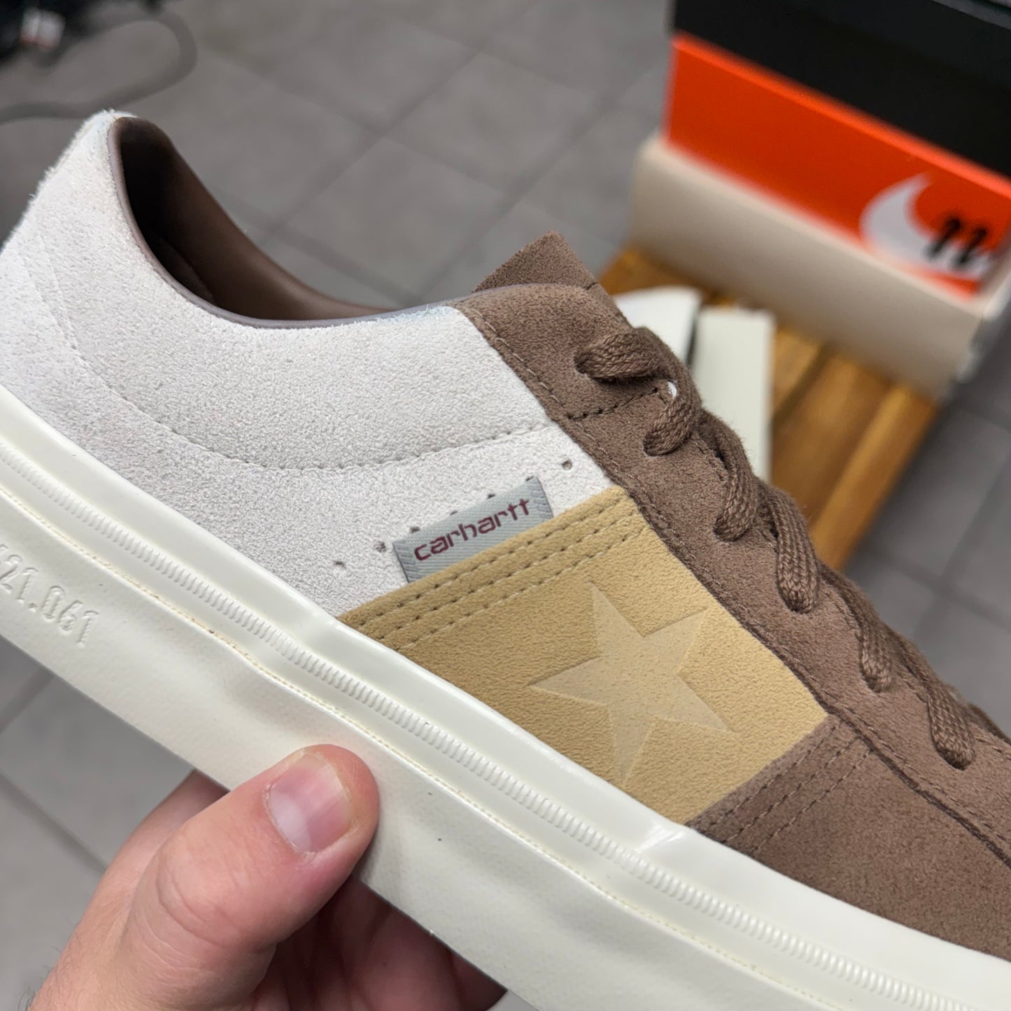 Converse Carhartt WIP x One Star Academy Pro Low Starfish Dark
Earth (Worn)