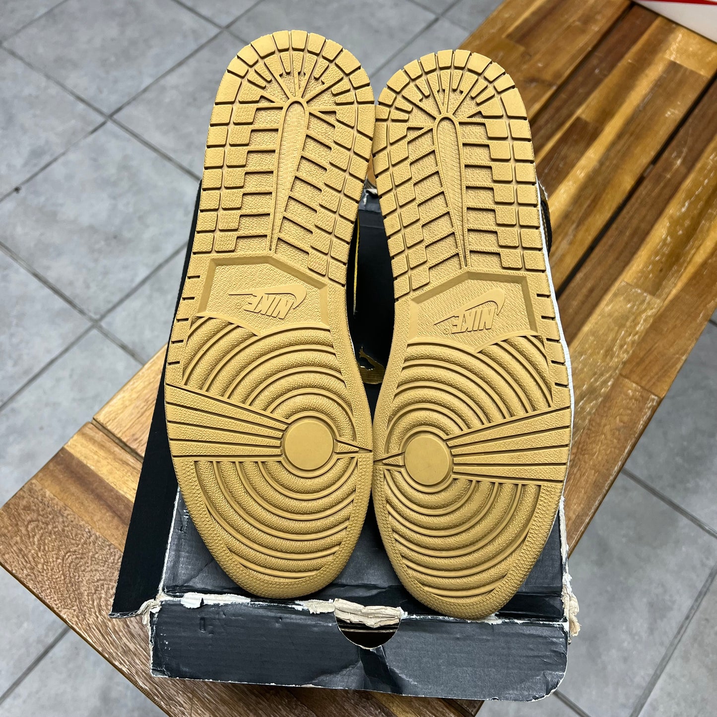 Jordan 1 High Melo (Worn)
