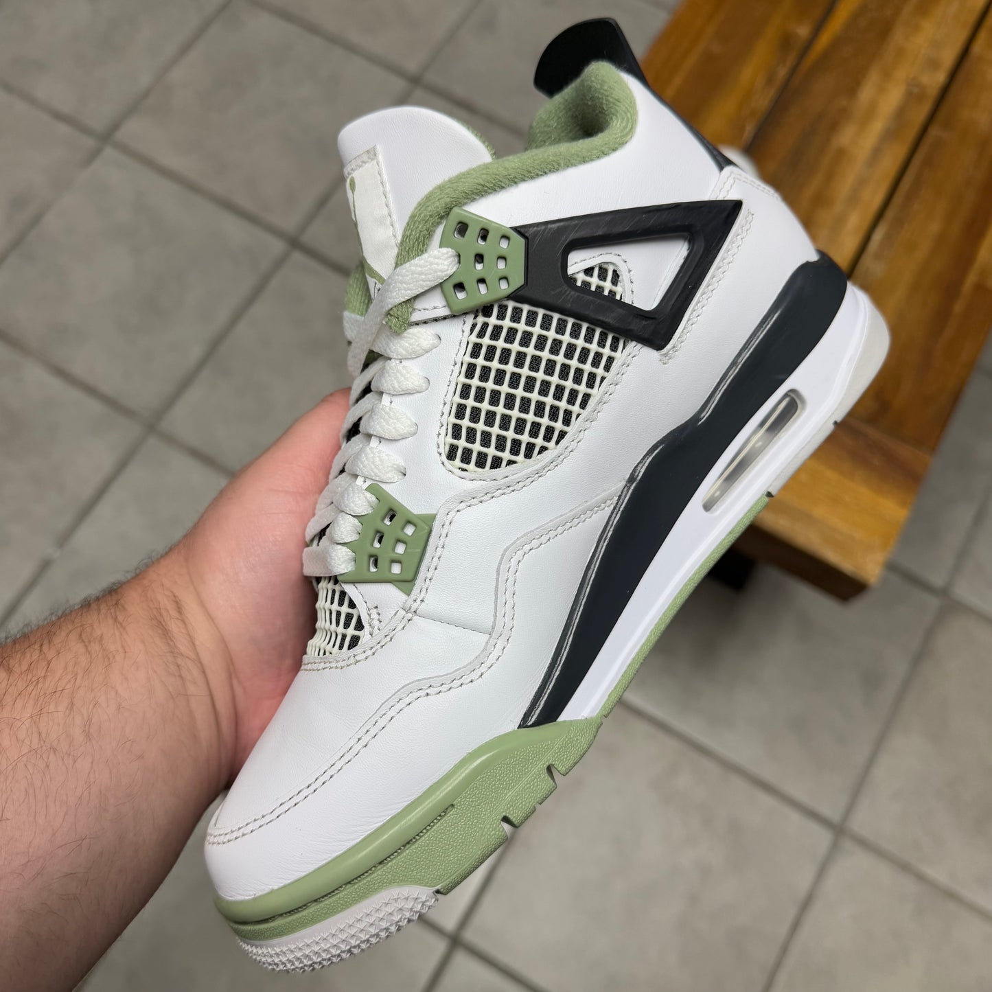 Jordan 4 Seafoam (Worn)