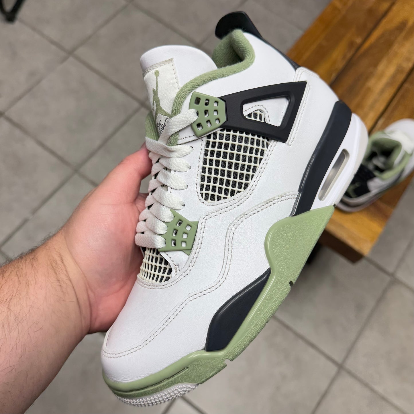 Jordan 4 Seafoam (Worn)