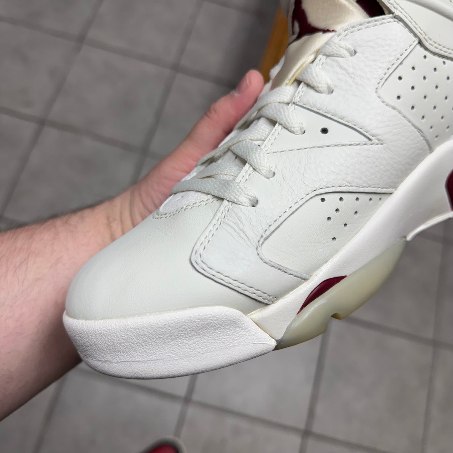 Jordan 6 Maroon 2015 (Worn)
