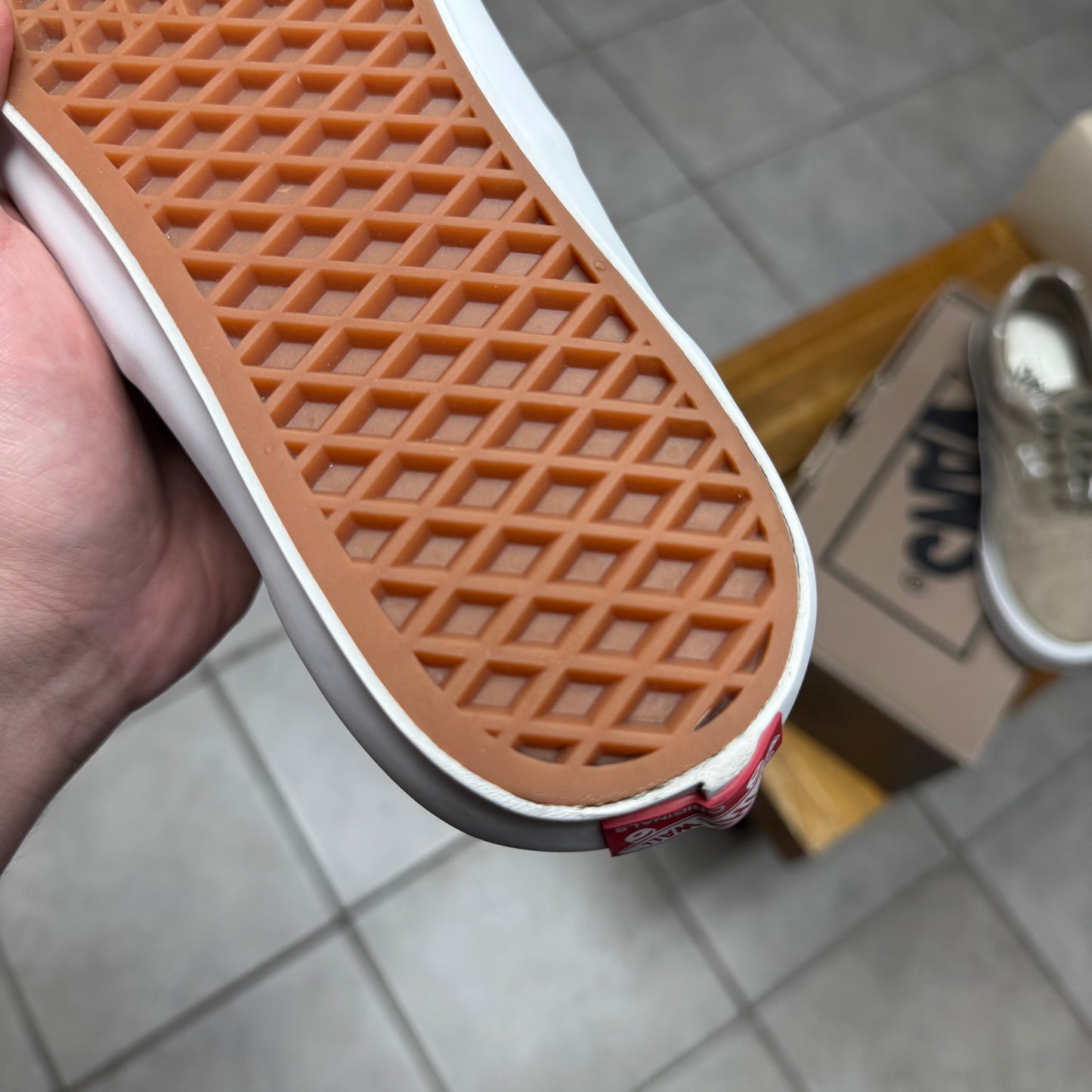 VANS WTAPS x OG Era LX
Bones - Coyote (Worn)