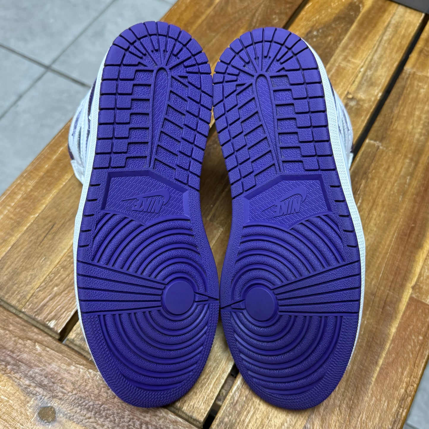 Jordan 1 High OG Court Purple W (Worn)