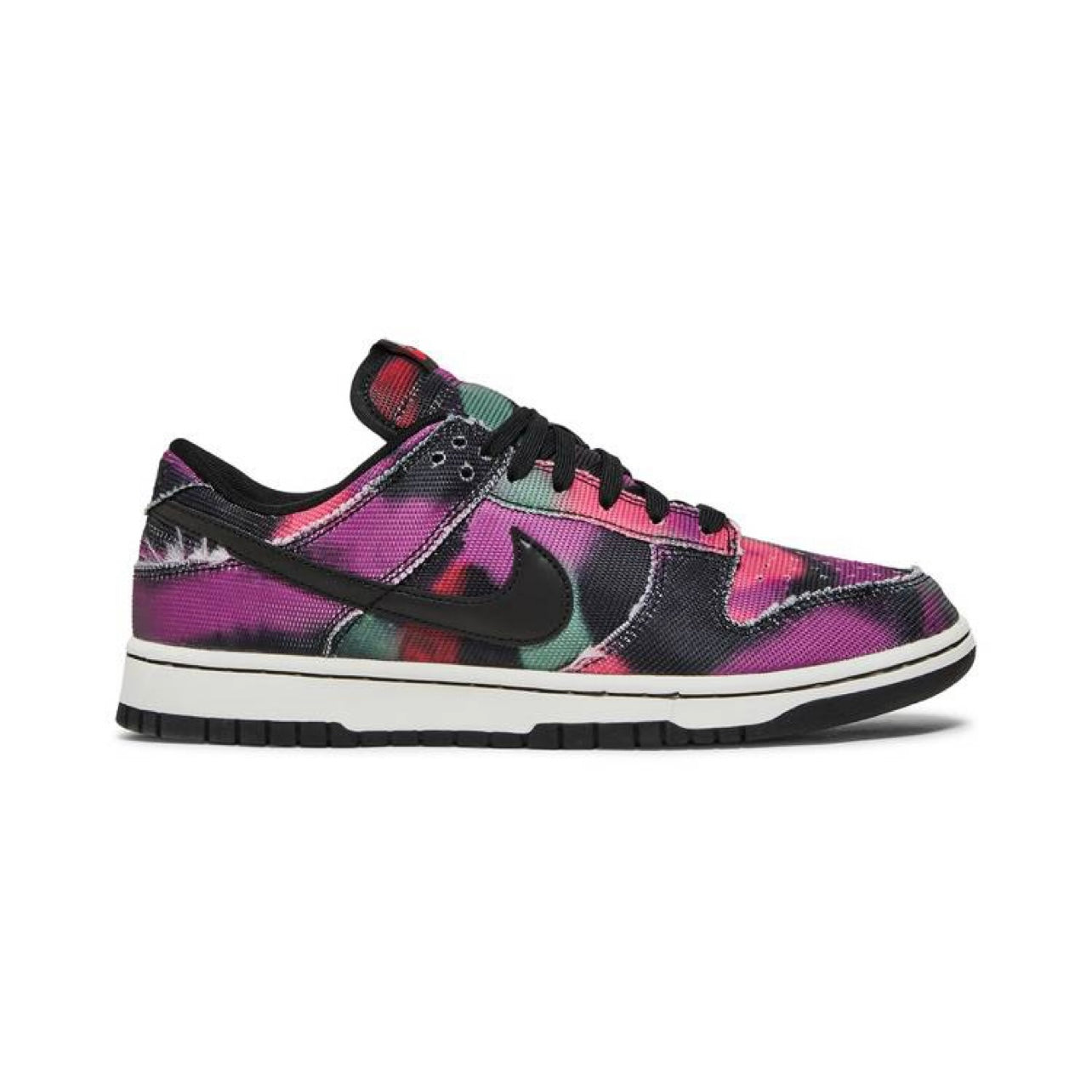 Dunk Low Graffiti Pink