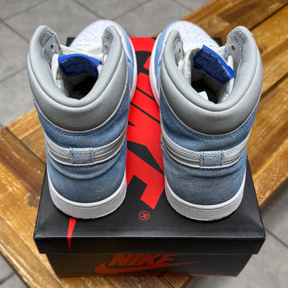 Jordan 1 High OG Hyper Royal (Worn)