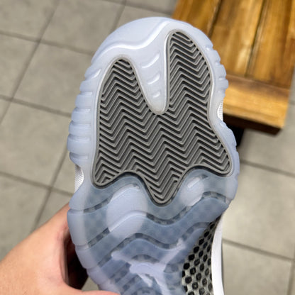 Jordan 11 Cool Grey (Worn)