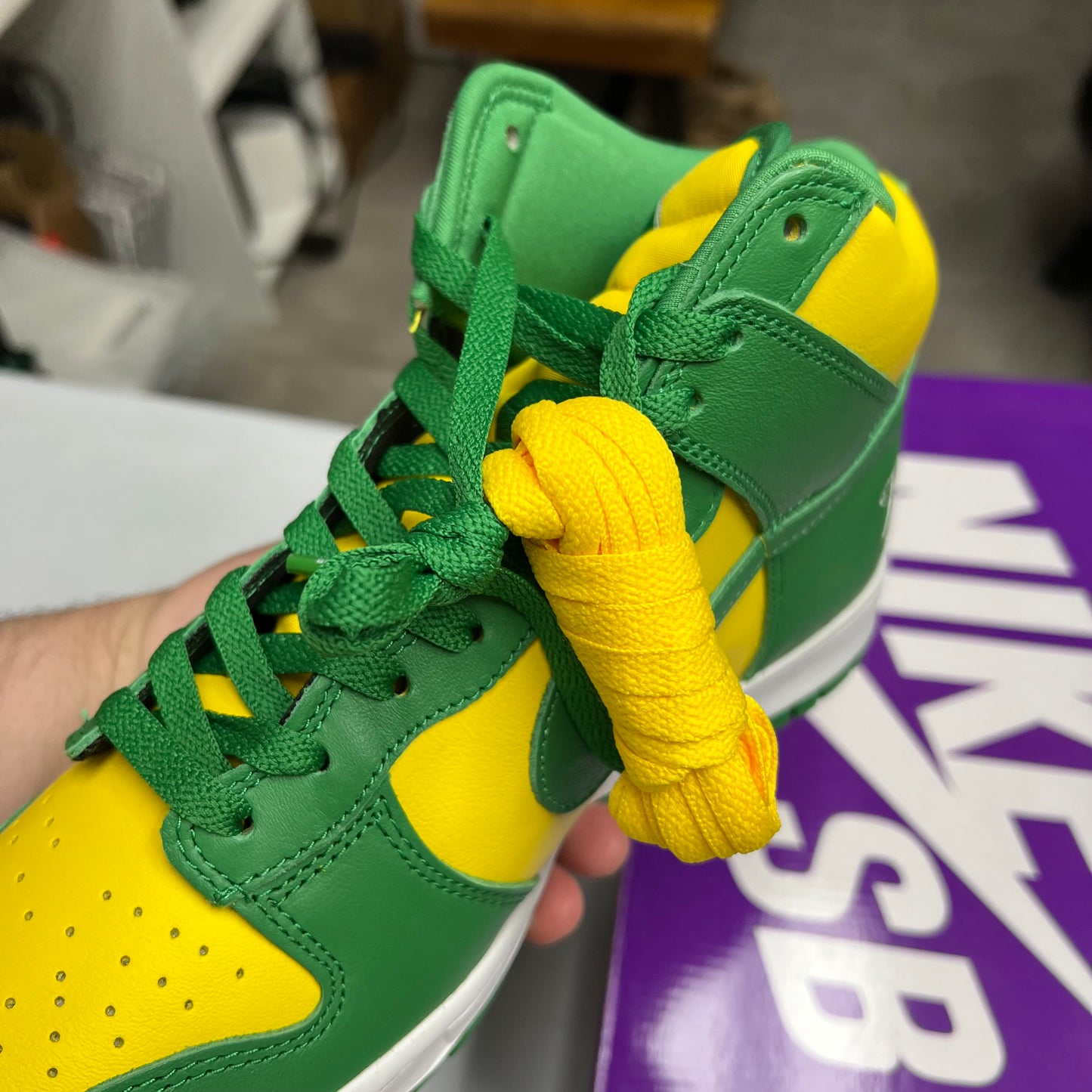 SB Dunk High x Supreme By Any Means Brazil