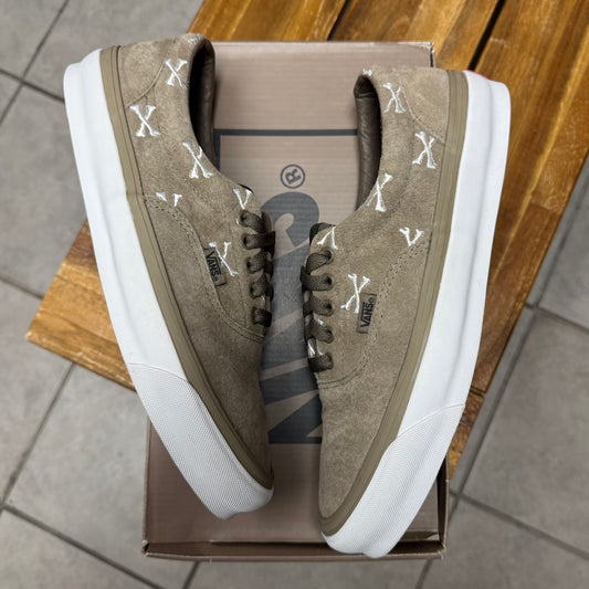 VANS WTAPS x OG Era LX
Bones - Coyote (Worn)