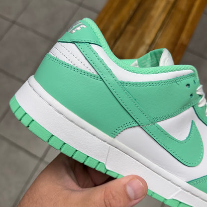 Dunk Low Green Glow (Worn)