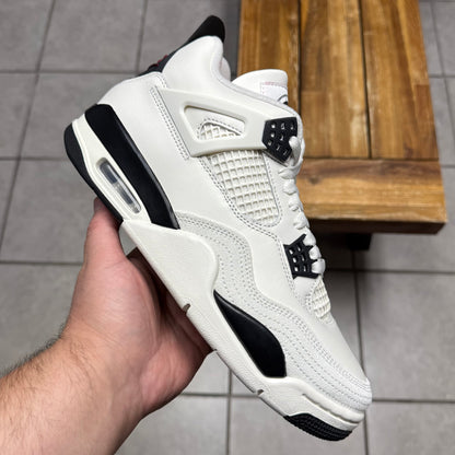 Jordan 4 Flight Club