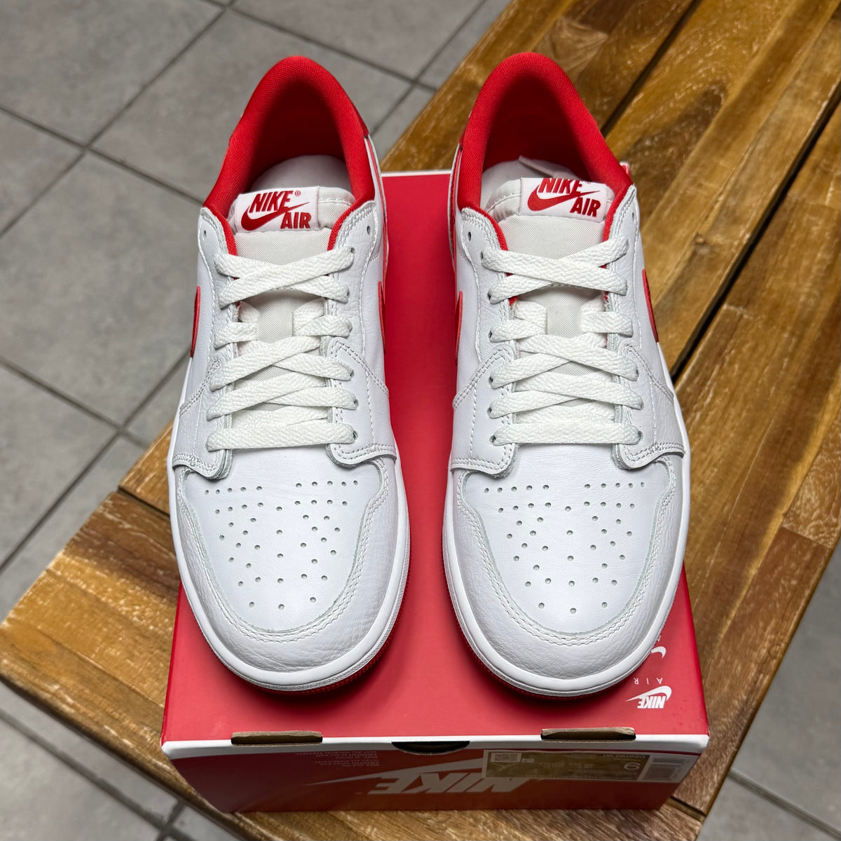 Jordan 1 Low OG University Red (Worn)