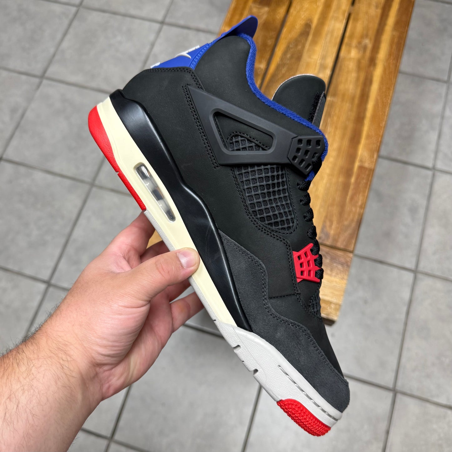 Jordan 4 Rare Air - White Lettering