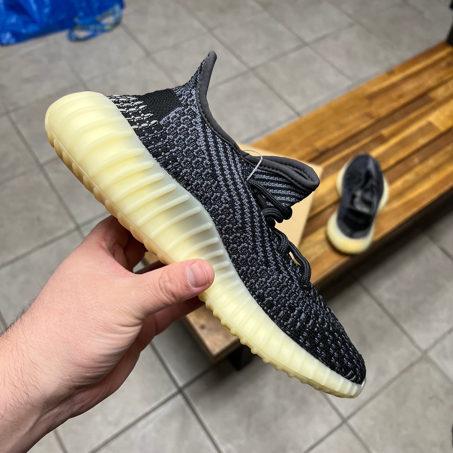 Yeezy 350 V2 Carbon