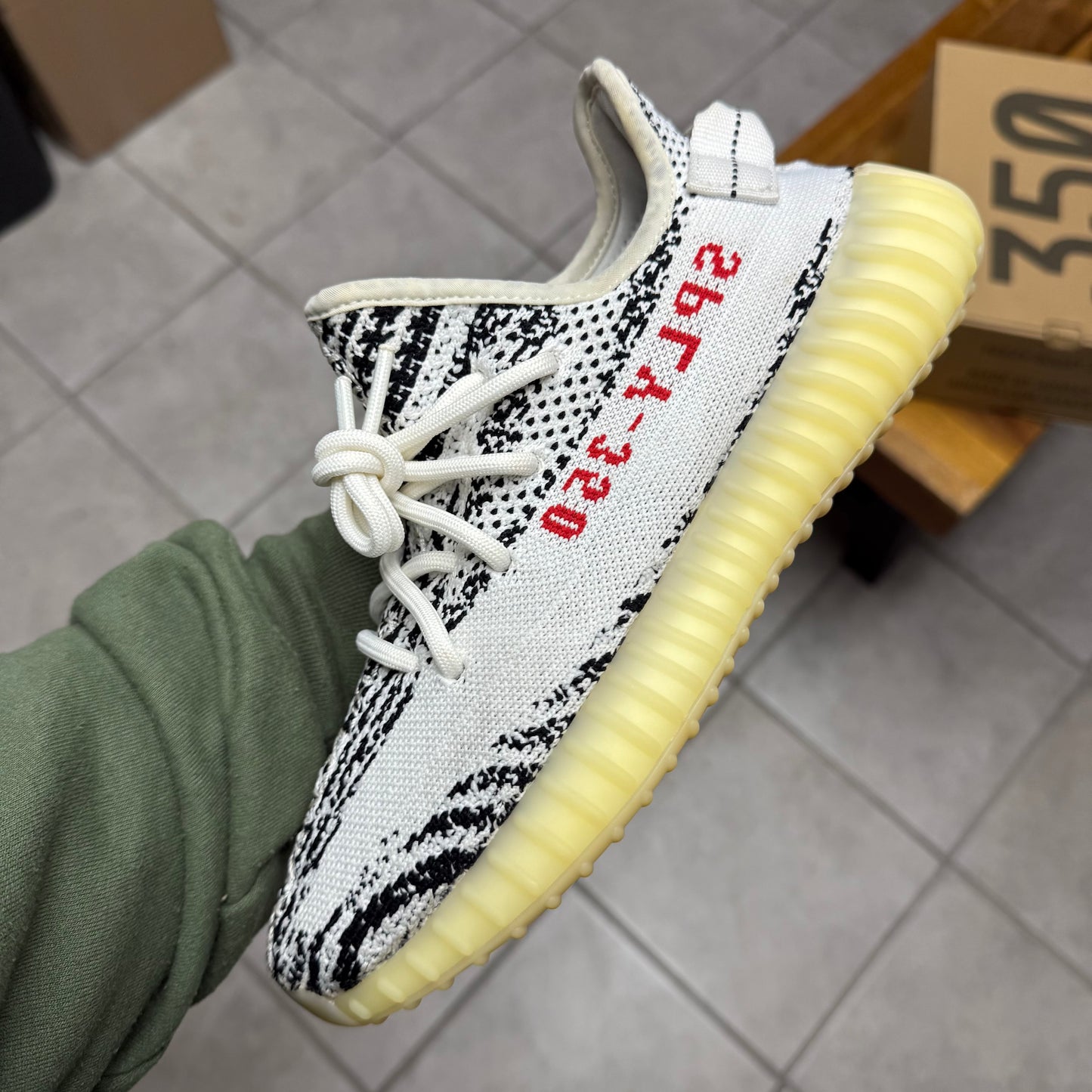 Yeezy 350 V2 Zebra (Worn)