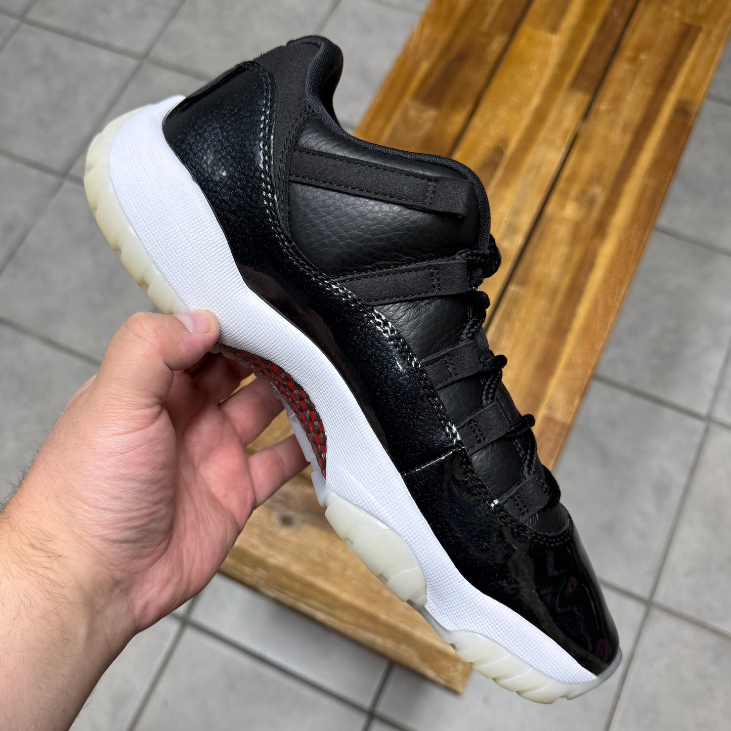 Jordan 11 Low 72-10 (Worn)