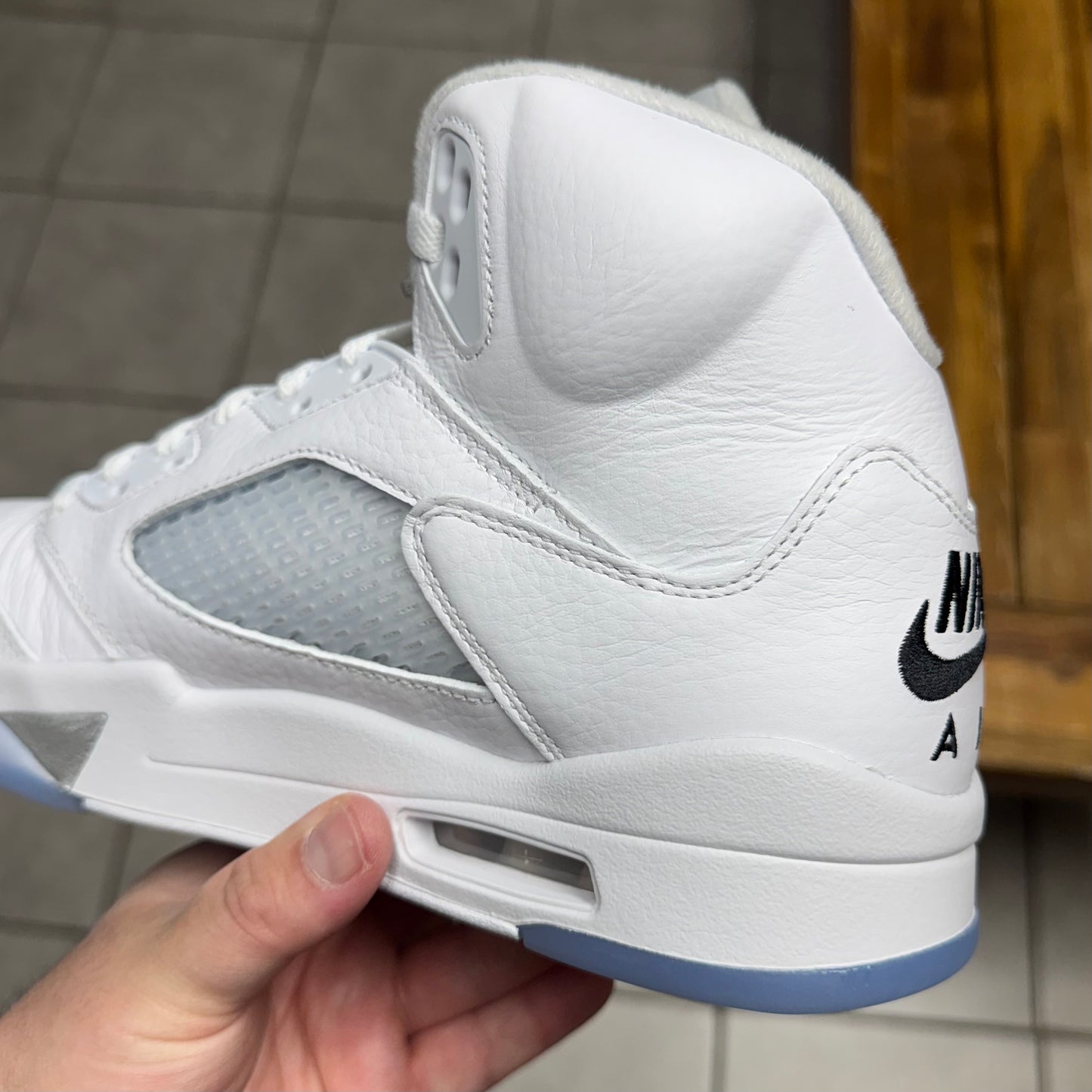 Jordan 5 White Metallic 2026 (Worn)