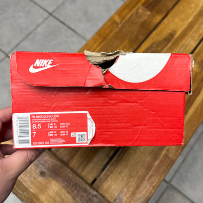 Dunk Low Photon Dust (Woman’s/Worn)
