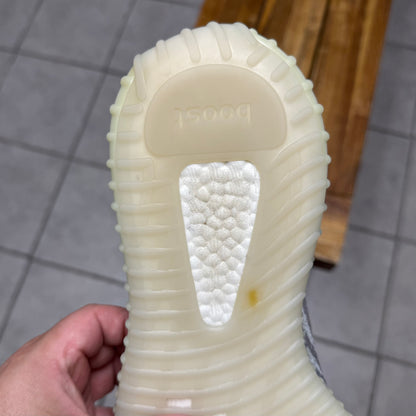 Yeezy 350 V2 Blue Tint (Worn)