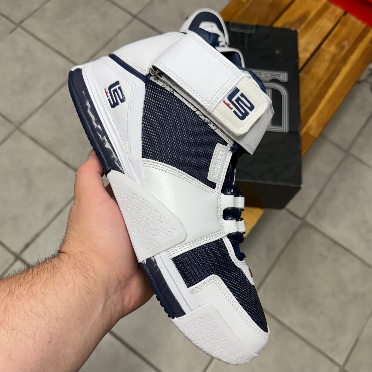 Nike Zoom LeBron 2 USA (Worn)