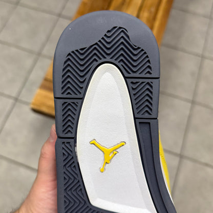 Jordan 4 Lightning (Worn)