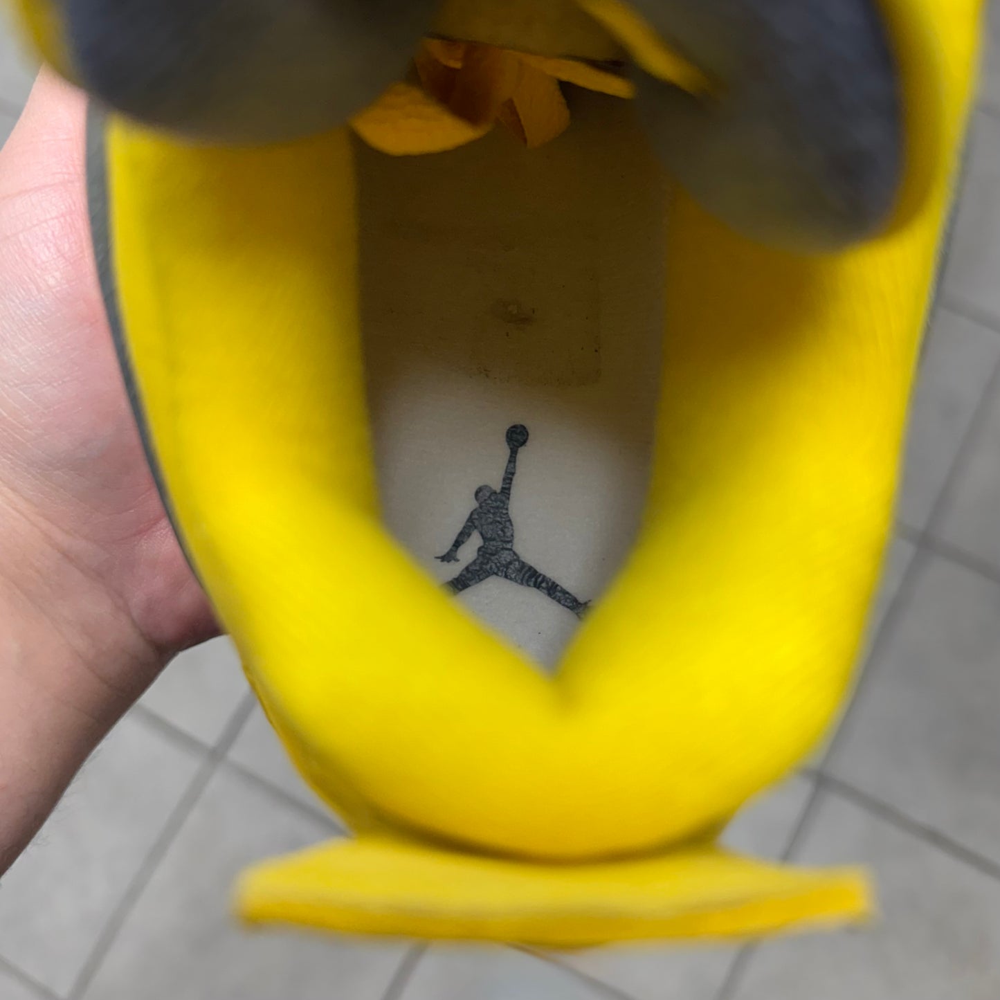 Jordan 4 Lightning (Worn)