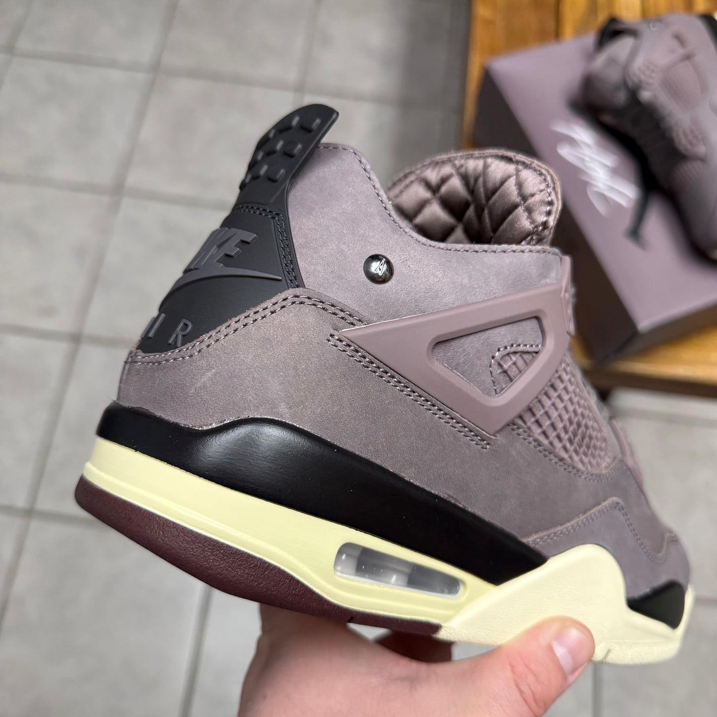 Jordan 4 x A Ma Maniére ‘Violet Ore’ (Worn)