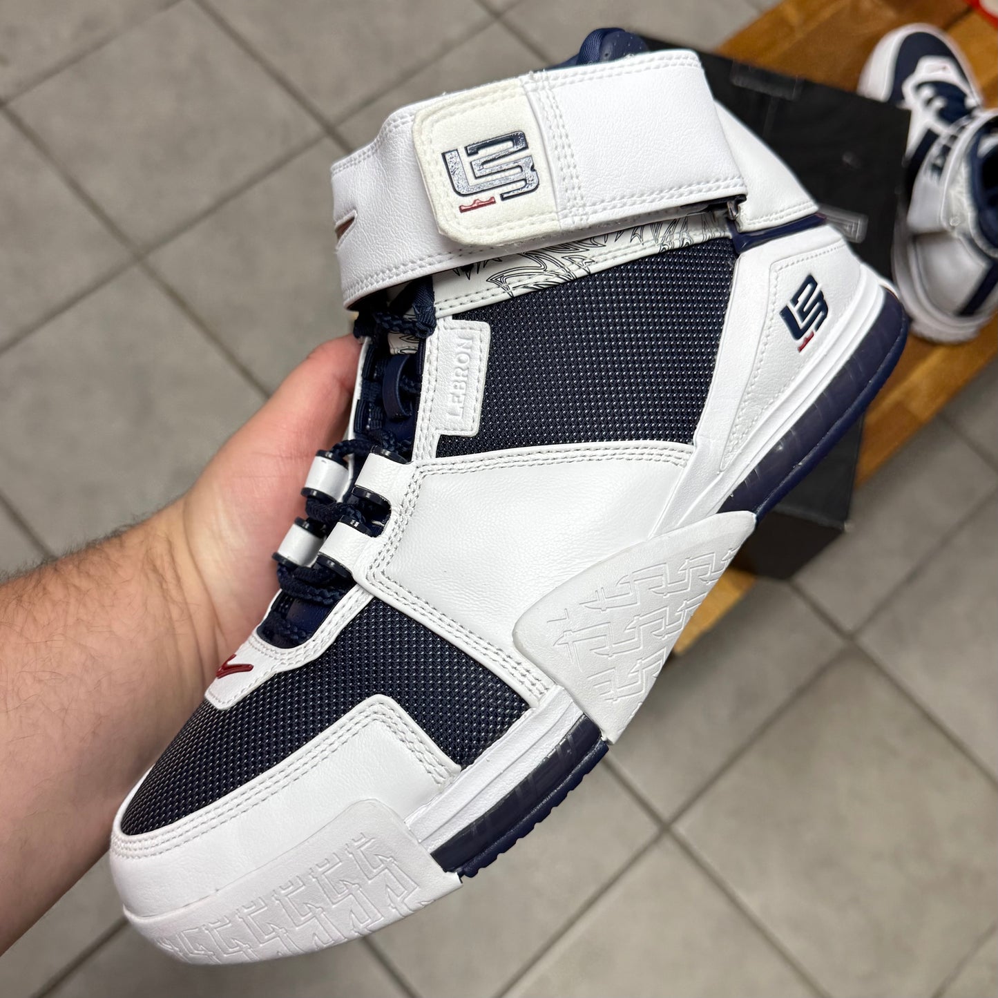 Nike Zoom LeBron 2 USA (Worn)