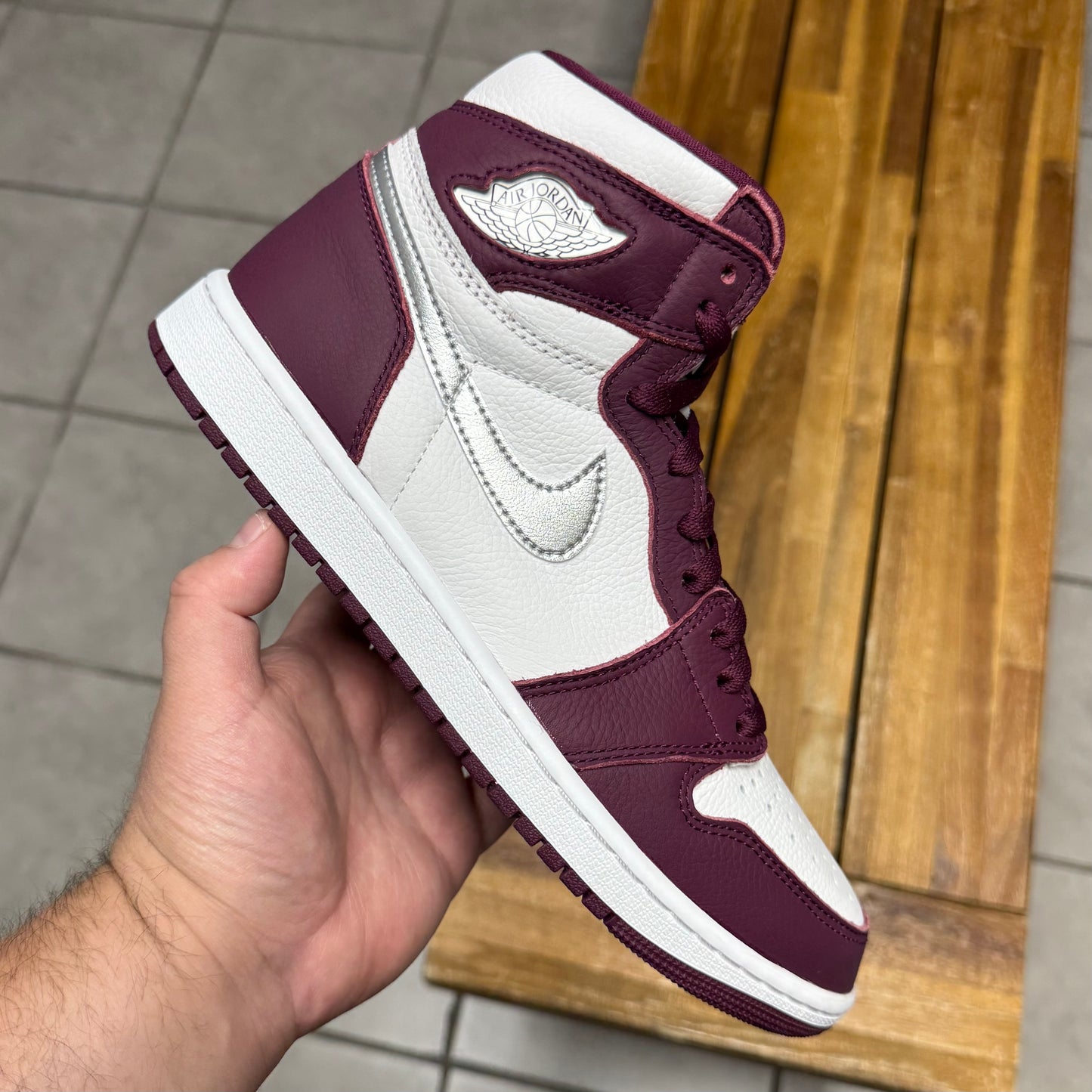 Jordan 1 High OG Bordeaux (Worn)
