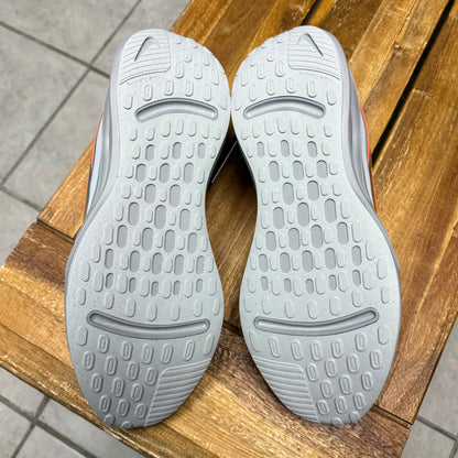 Nike Journey Run Premium Hyper Crimson