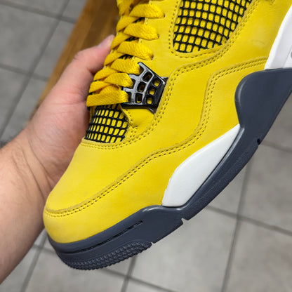 Jordan 4 Lightning (Worn)
