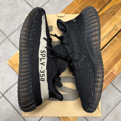 Yeezy 350 V2 Oreo (Worn)