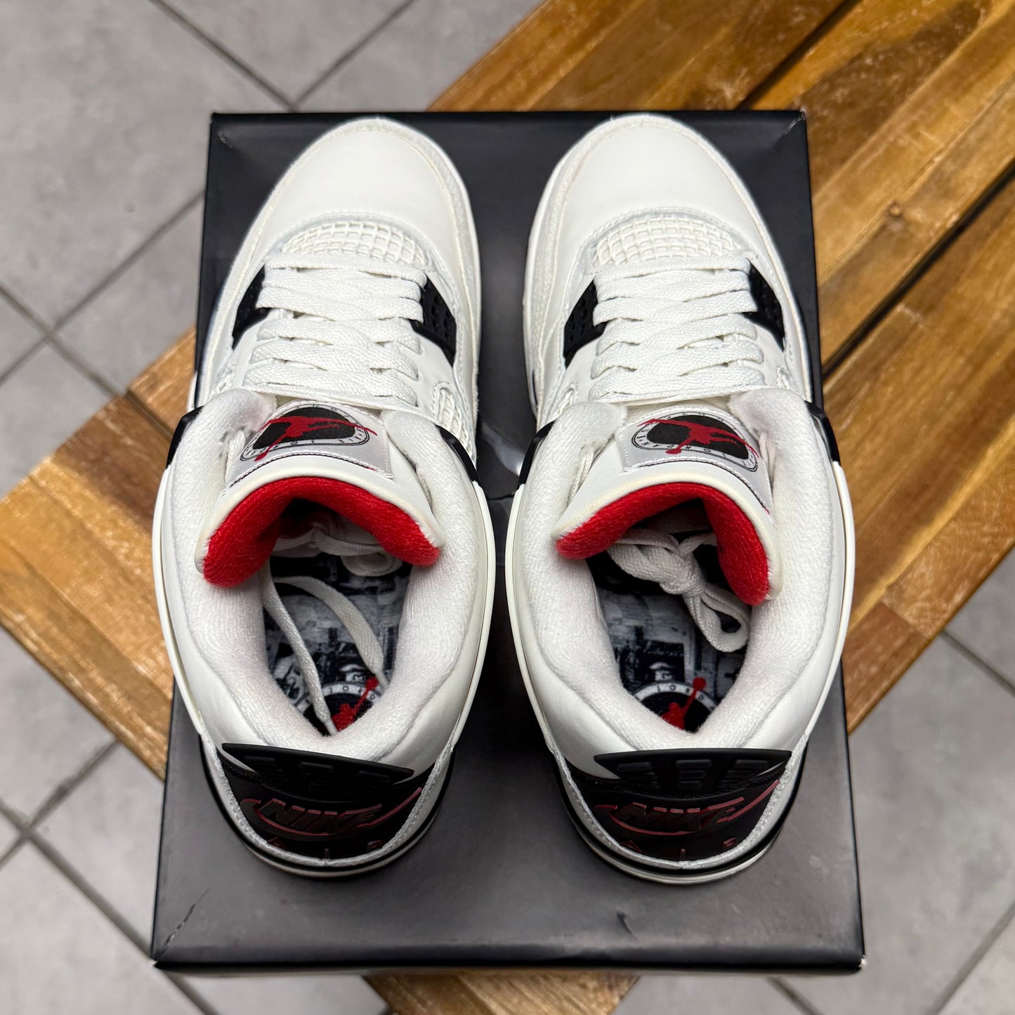 Jordan 4 Flight Club (Worn)
