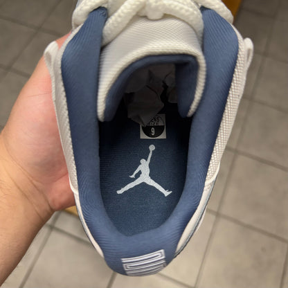 Jordan 11 Low Diffused Blue