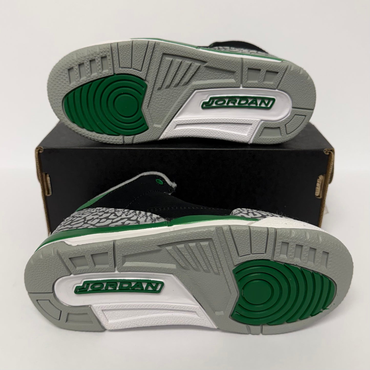 Jordan 3 Pine Green (PS)