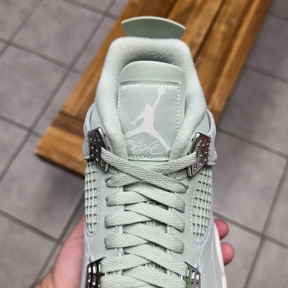 Jordan 4 Seafoam W