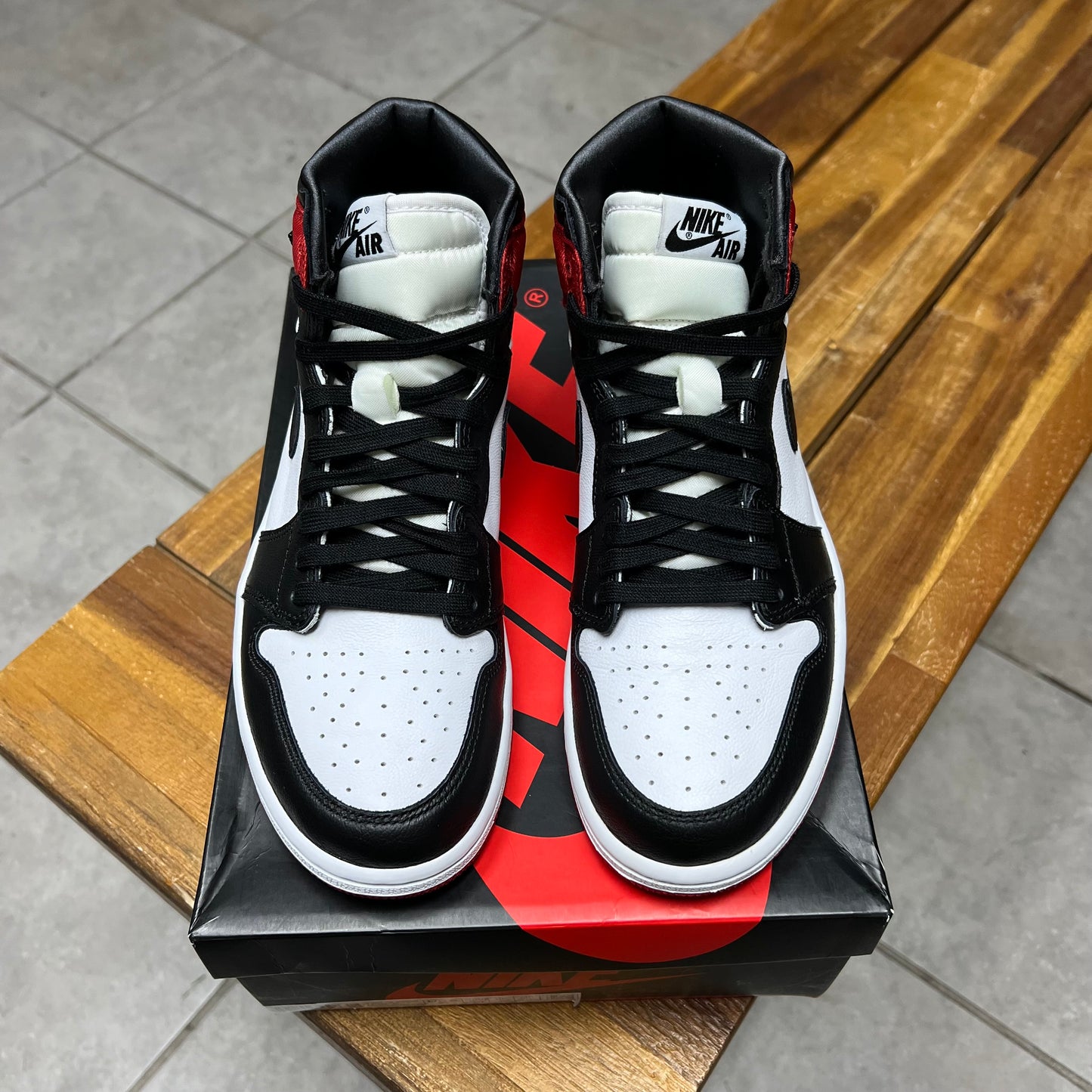 Jordan 1 High Satin Black Toe (Women’s/Worn)