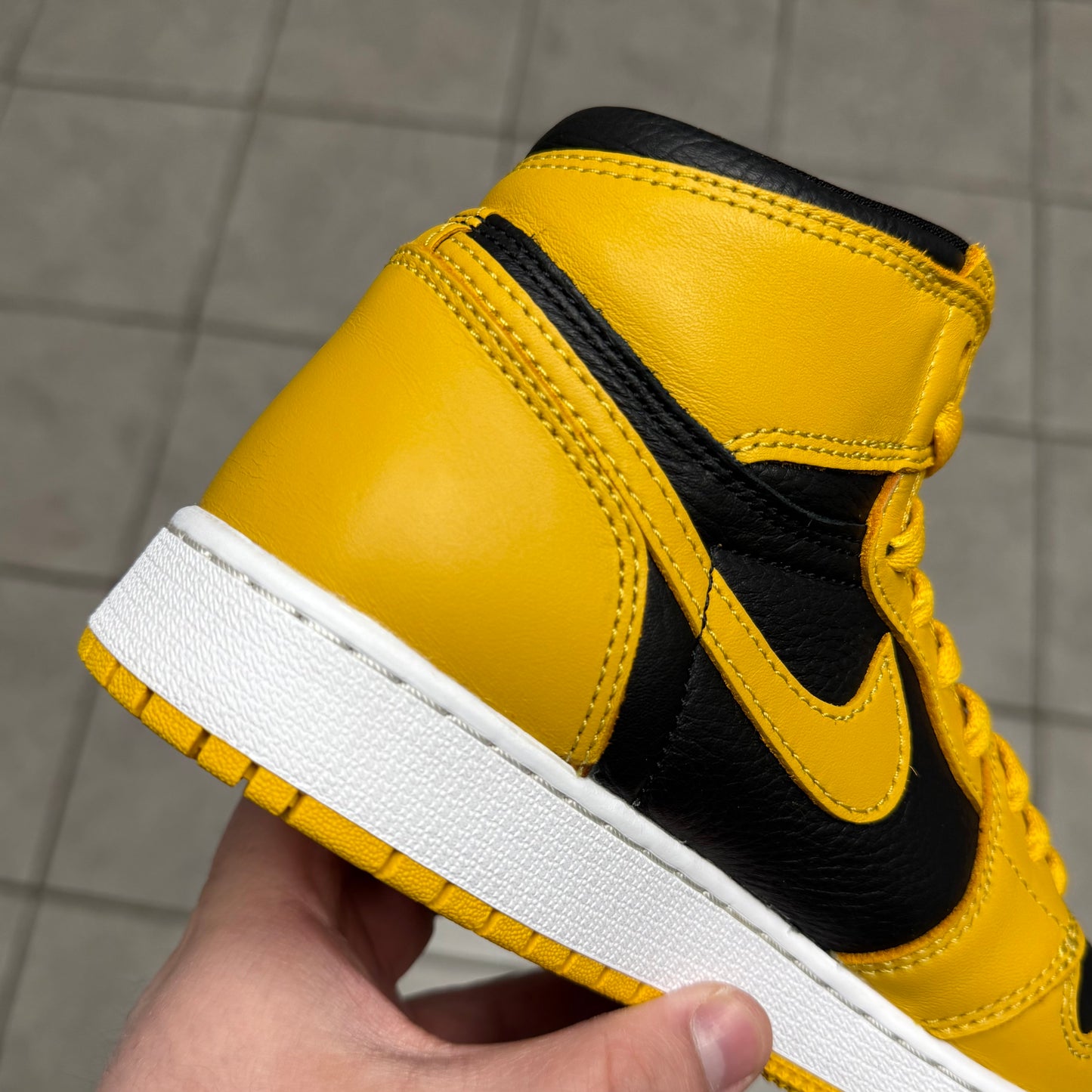 Jordan 1 High OG Pollen (Worn)