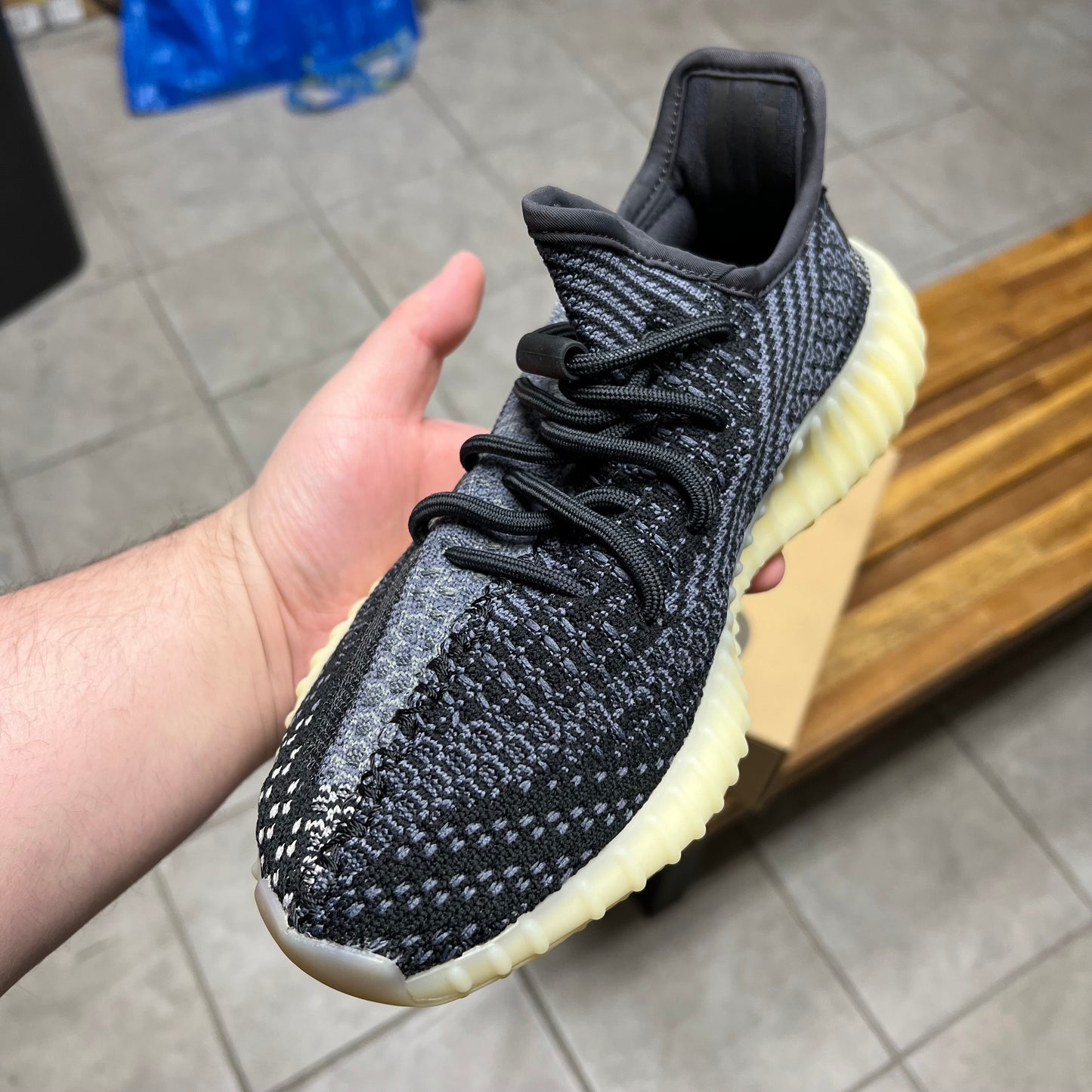 Yeezy 350 V2 Carbon