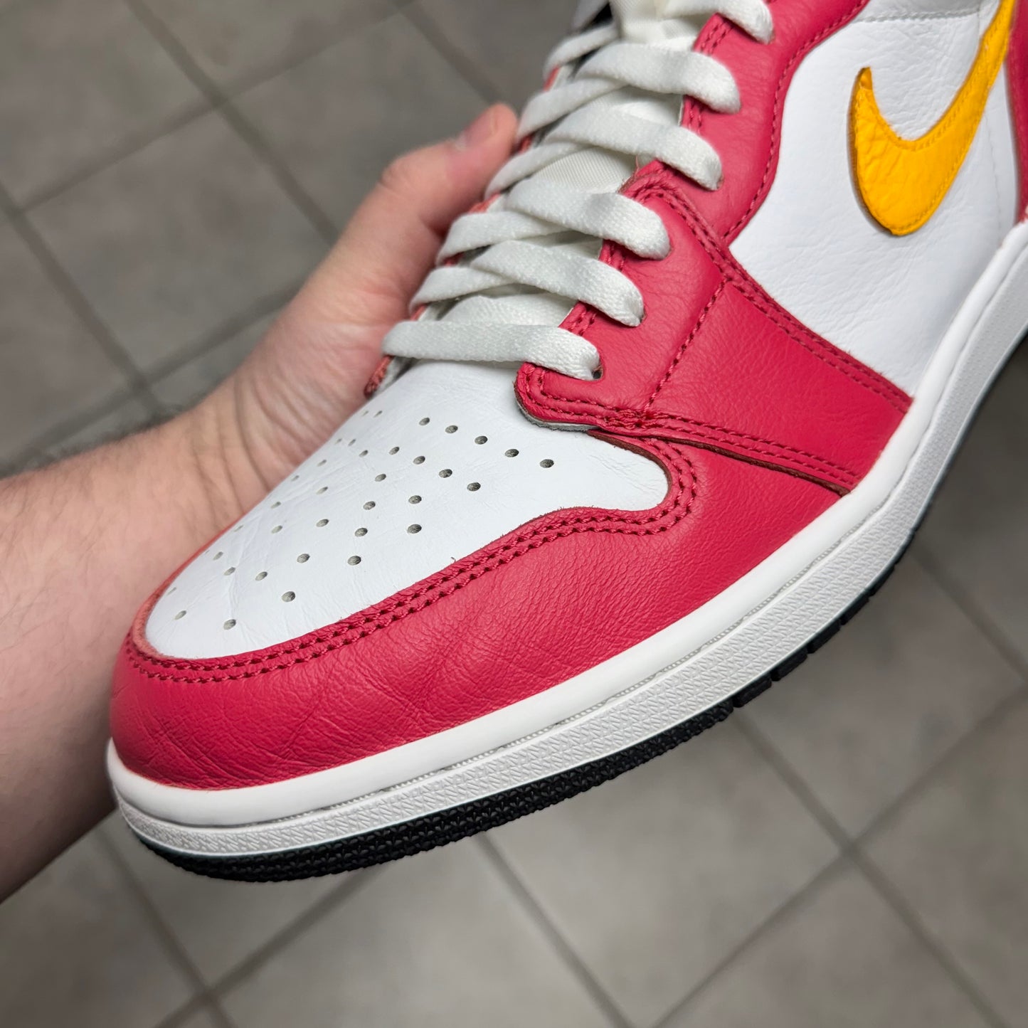 Jordan 1 High OG Light Fusion Red (Worn)