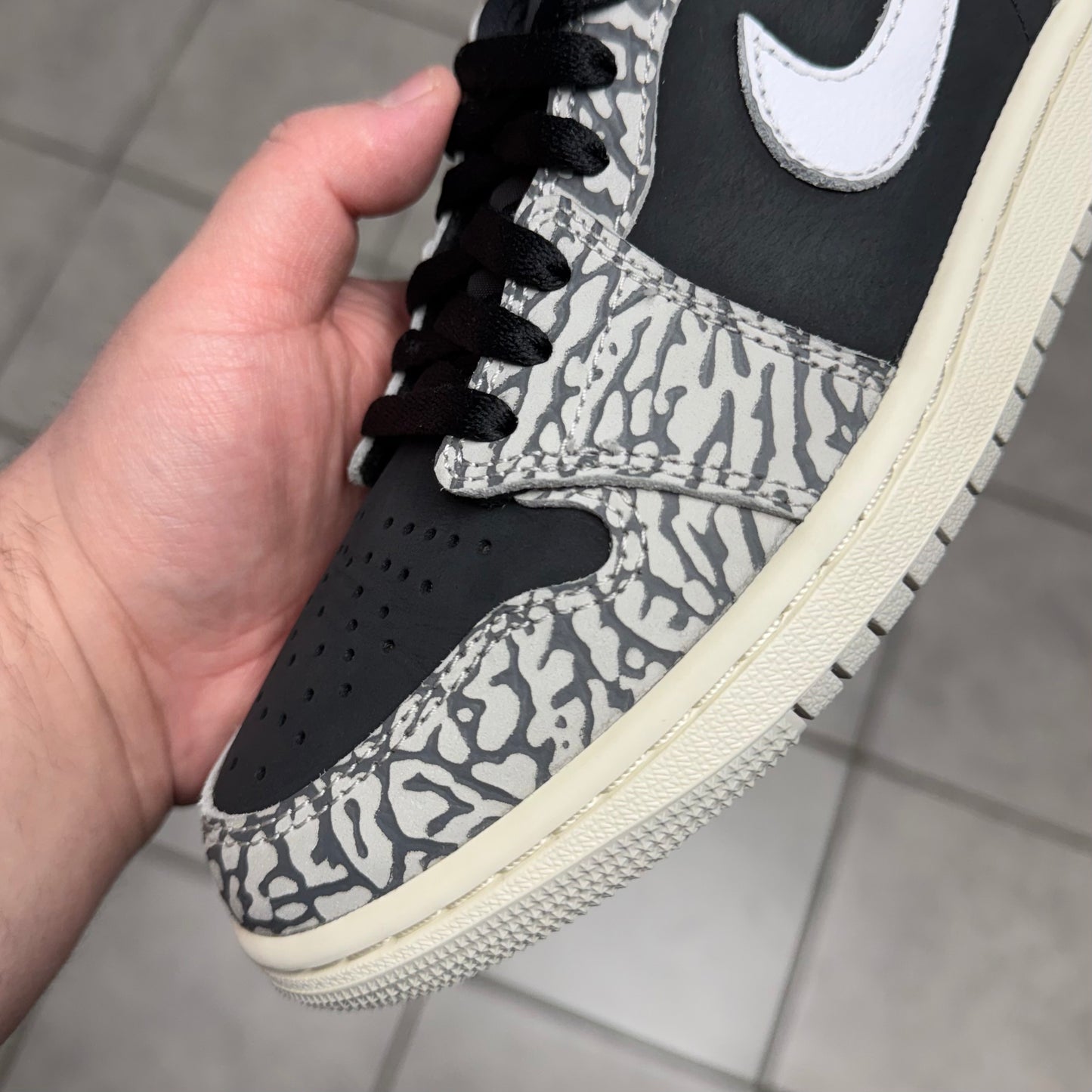 Jordan 1 Low OG Black Cement (Worn)