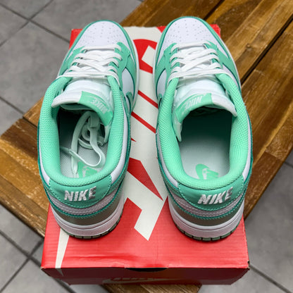 Dunk Low Green Glow (Worn)