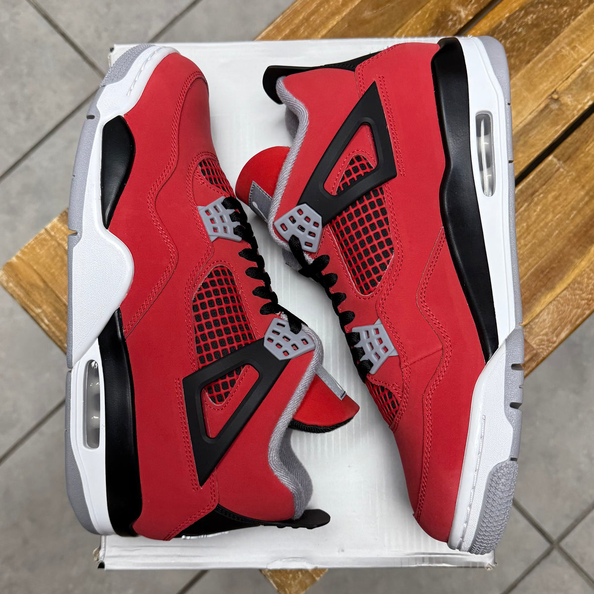 Jordan 4 Toro Bravo 2026