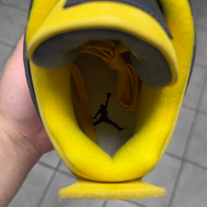Jordan 4 Lightning (Worn)