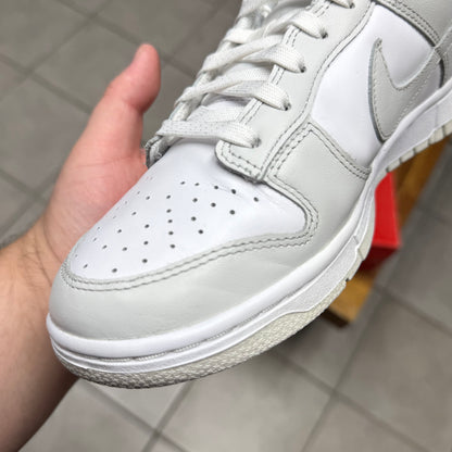 Dunk Low Photon Dust (Woman’s/Worn)